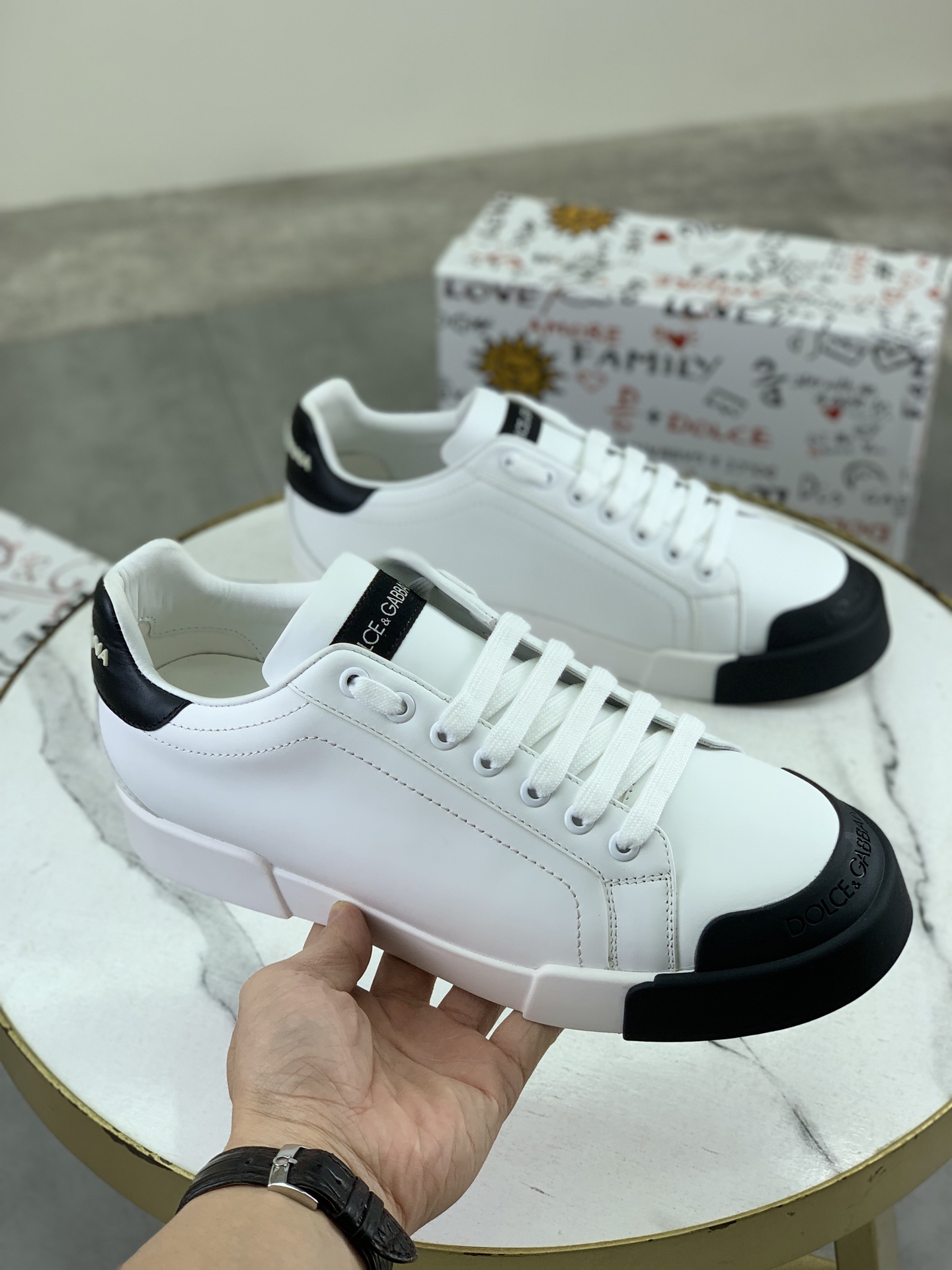 olce & Gabbana shoe